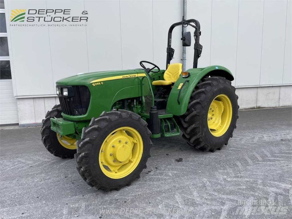 John Deere 5055E Tratores Agrícolas usados