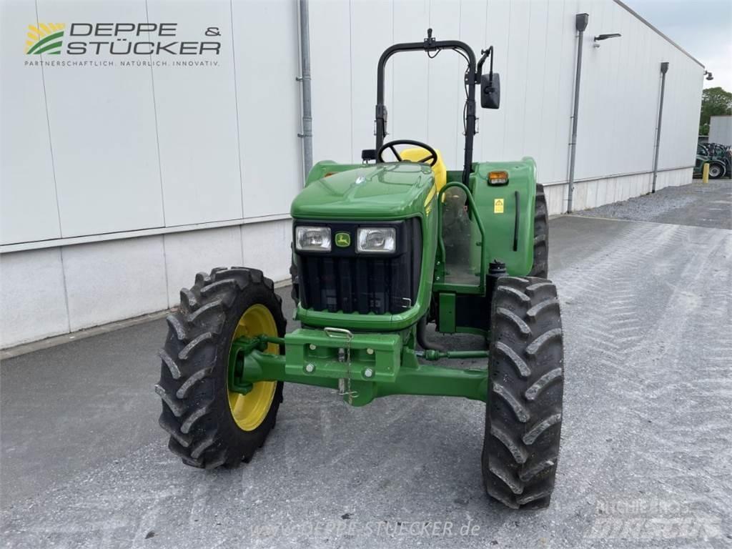 John Deere 5055E Tratores Agrícolas usados