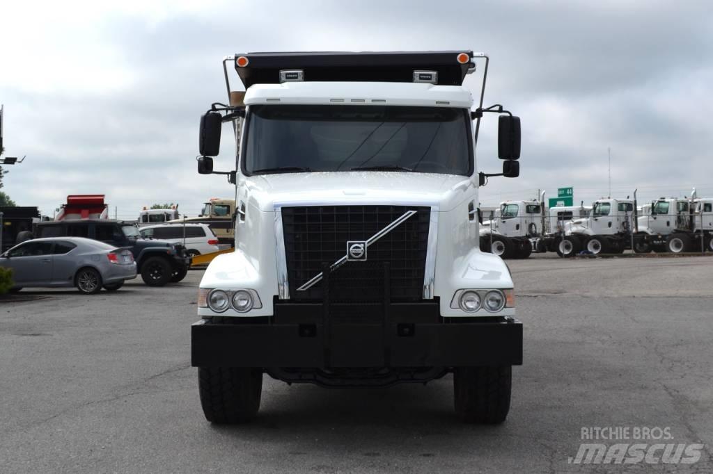 Volvo VHD 64 Camiões basculantes