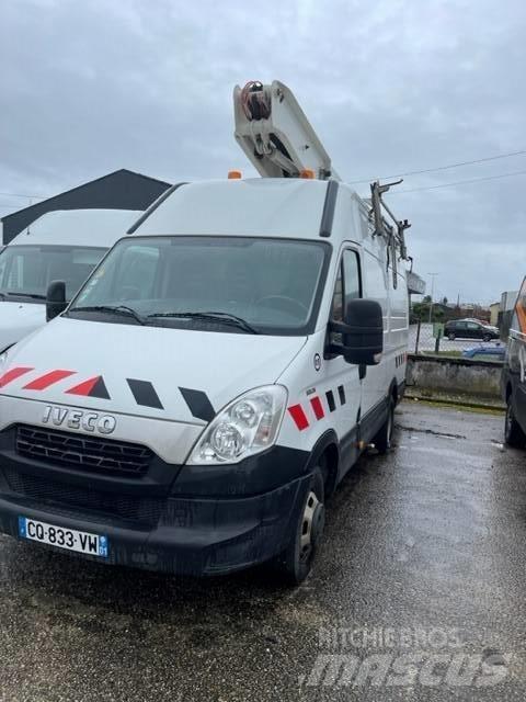 VERSALIFT ET 38 LF Elevadores braços articulados
