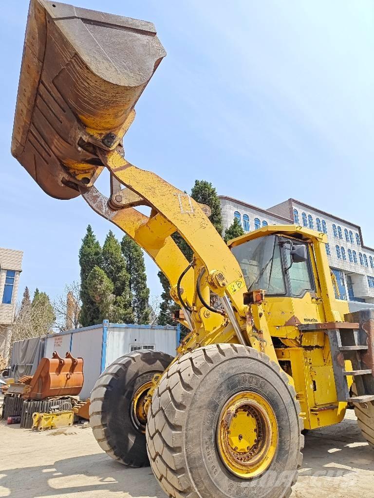 Komatsu WA 500 Pás carregadoras de rodas
