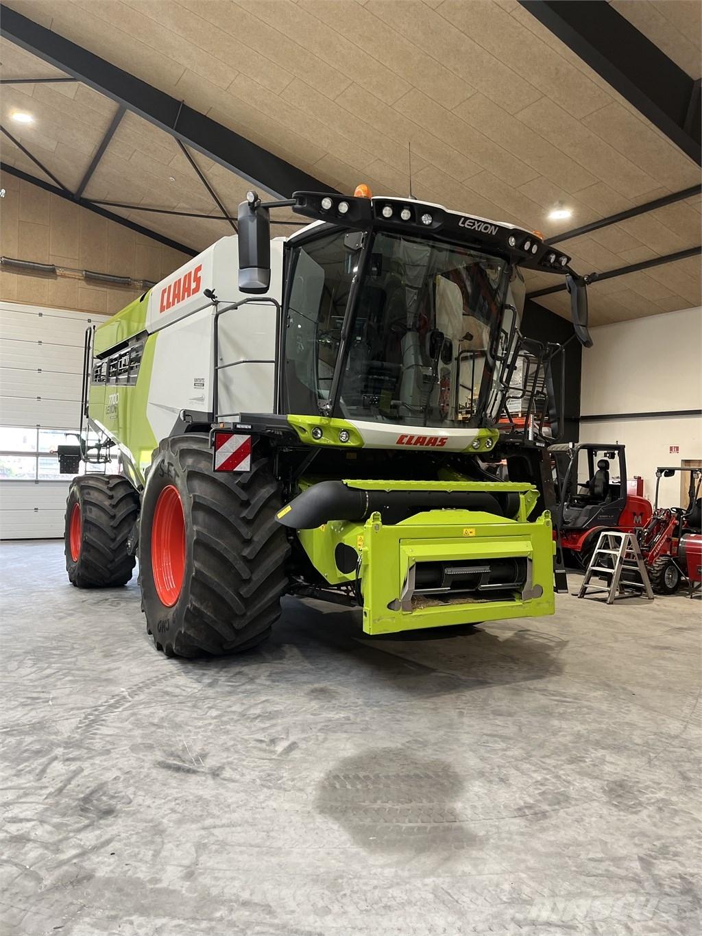 CLAAS Lexion 7700 Ceifeiras debulhadoras