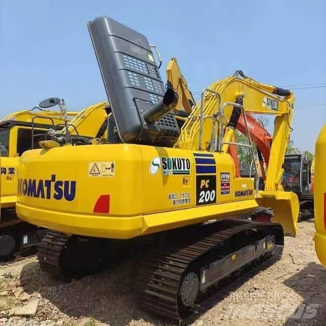 Komatsu PC 200-8 Escavadoras Midi 7t - 12t