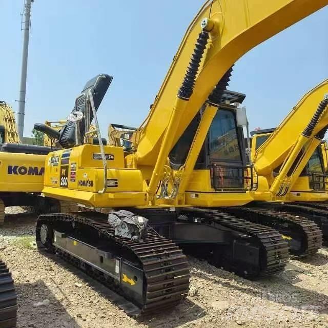 Komatsu PC 200-8 Escavadoras Midi 7t - 12t
