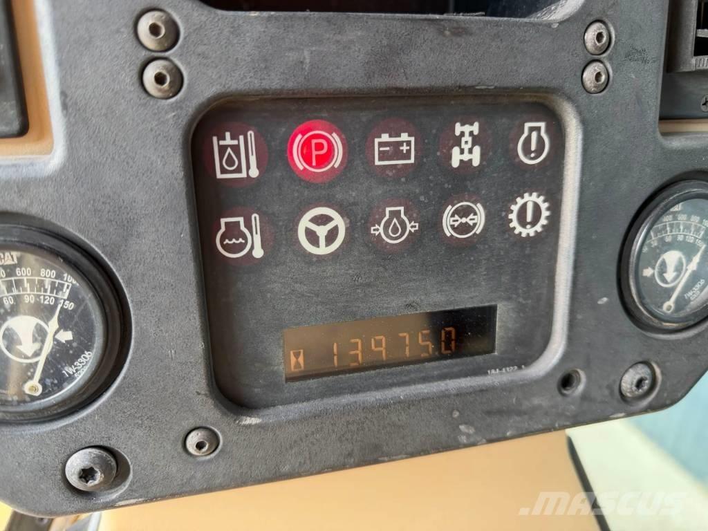 CAT 14H Motoniveladoras