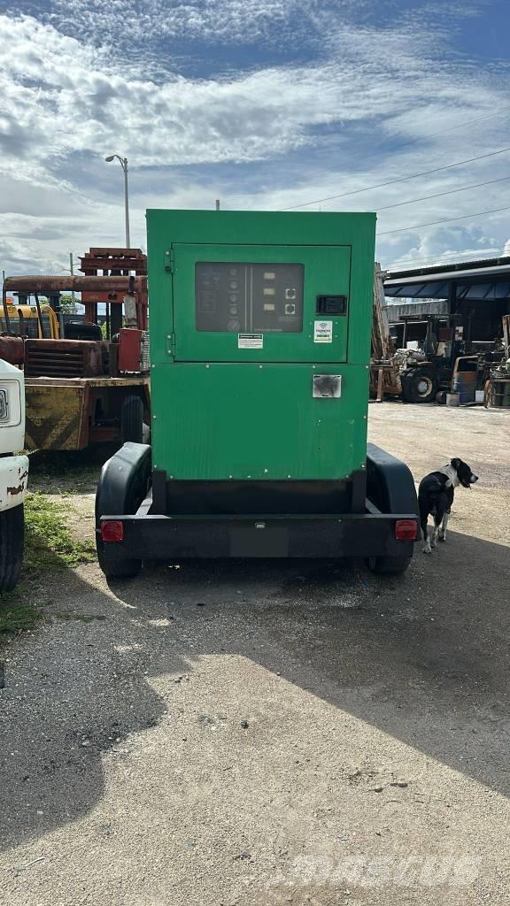 MultiQuip DCA 125 Geradores Diesel