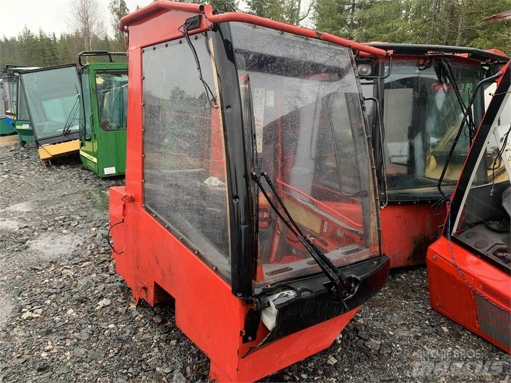 Komatsu 901TX Cabines e interior
