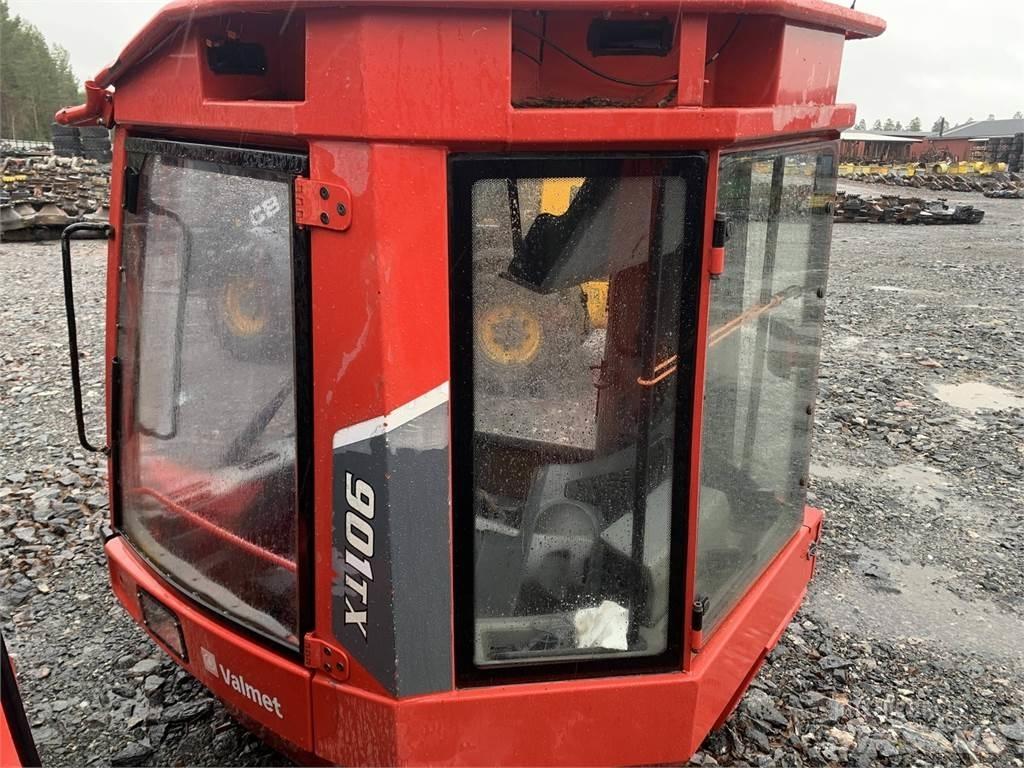 Komatsu 901TX Cabines e interior
