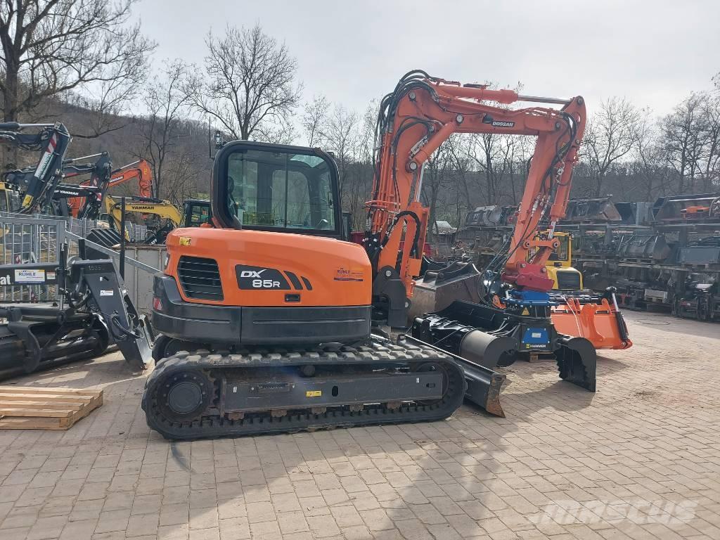 Develon DX 85 R-3 Escavadoras Midi 7t - 12t