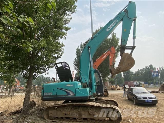 Kobelco SK200-10 Escavadoras de rastos