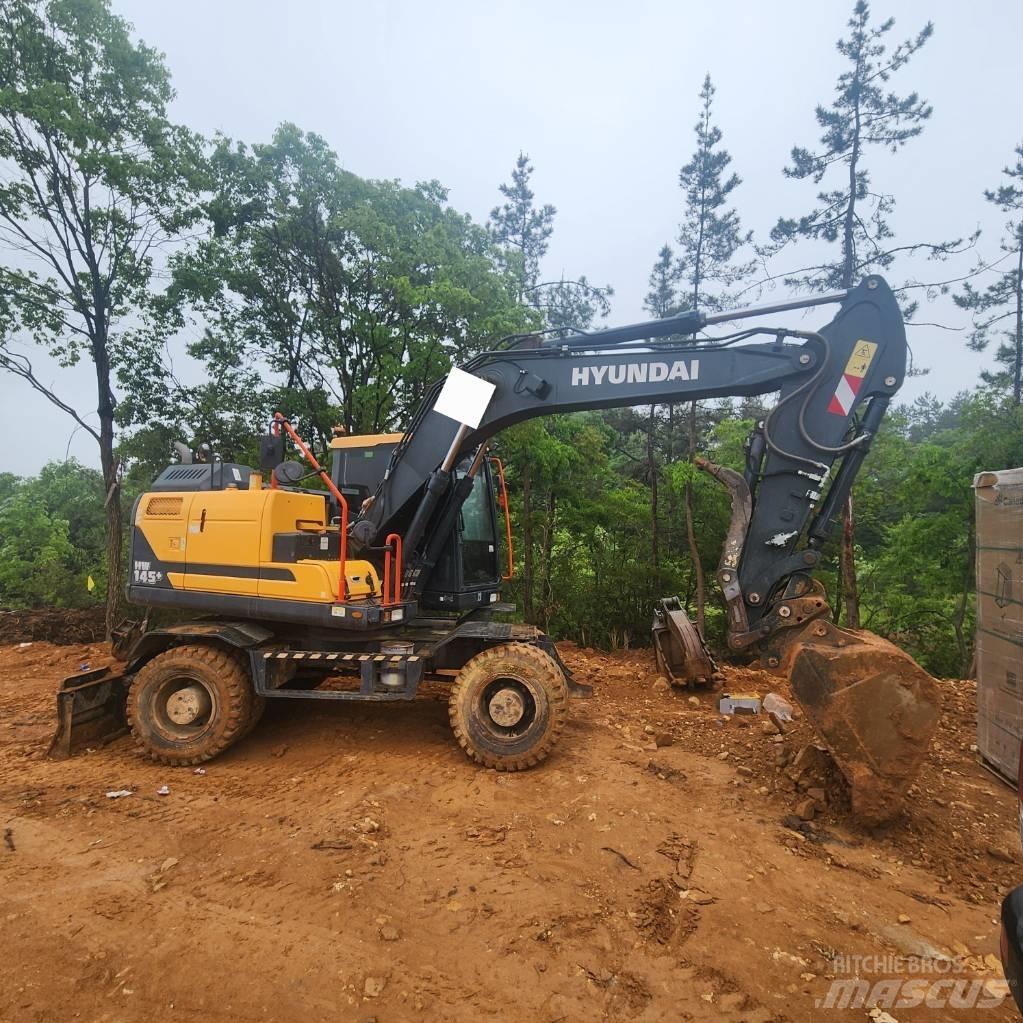 Hyundai HW 145 Escavadoras de rodas