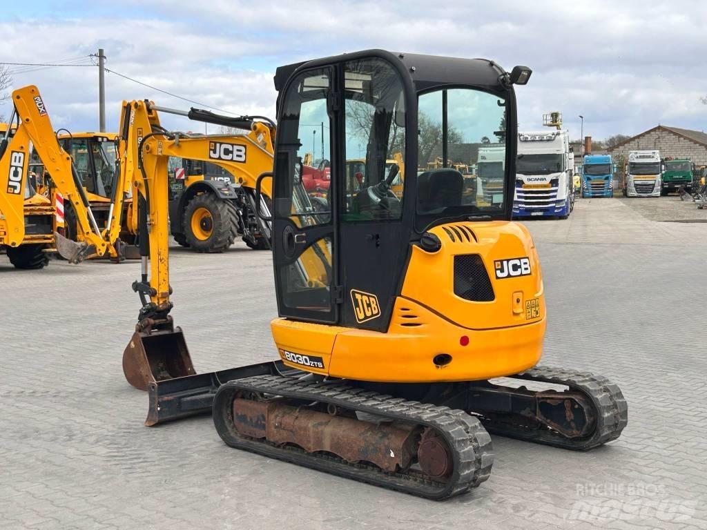JCB 8030 ZTS Mini Escavadoras <7t
