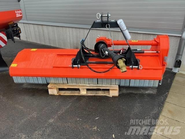 Kubota SE 3250 Gadanheiras e cortadores de folhas para pastos