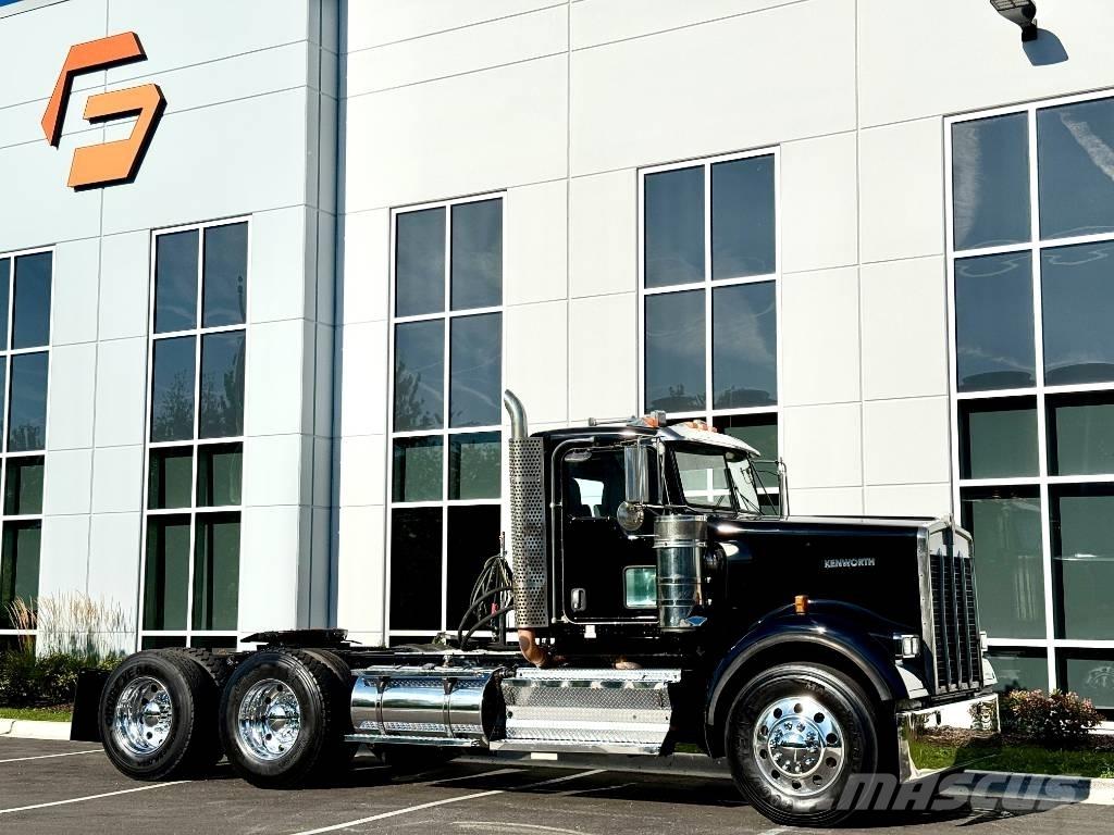 Kenworth W 900 Tractores (camiões)