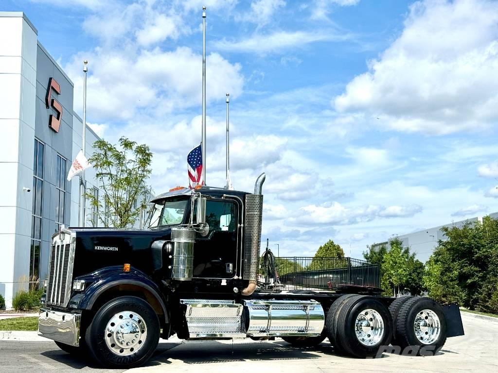 Kenworth W 900 Tractores (camiões)