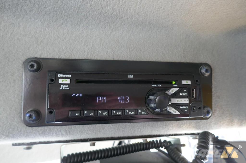 CAT 772G Camiőes dumper basculantes rígidos