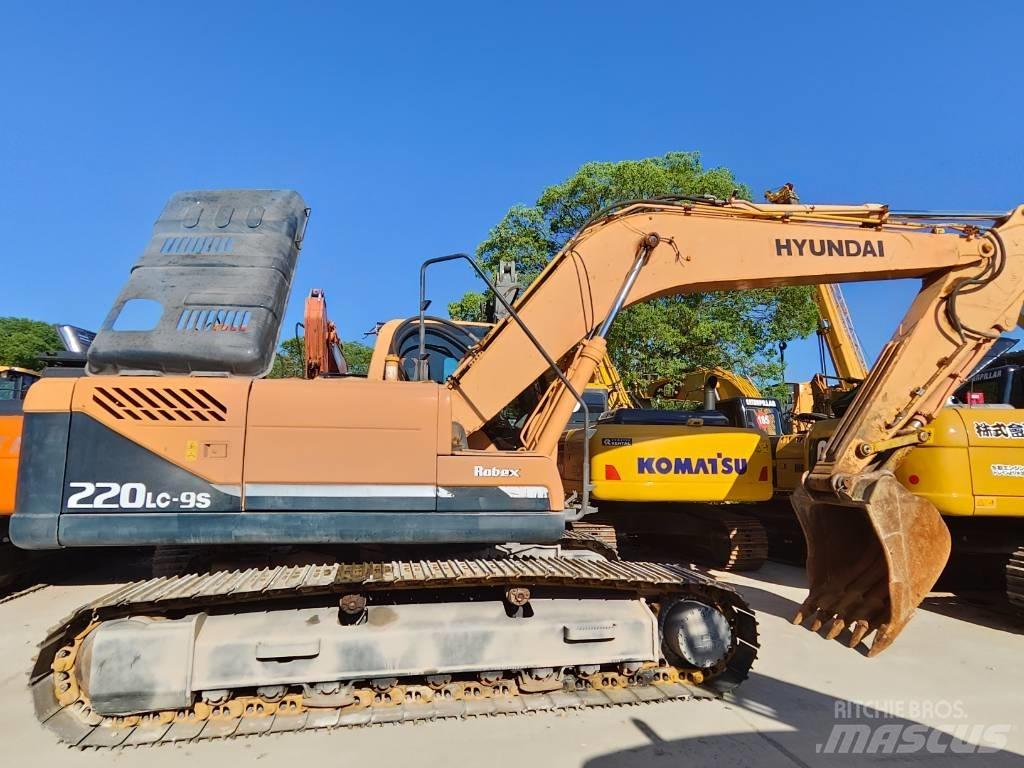 Hyundai Robex 220 LC Escavadoras de rastos