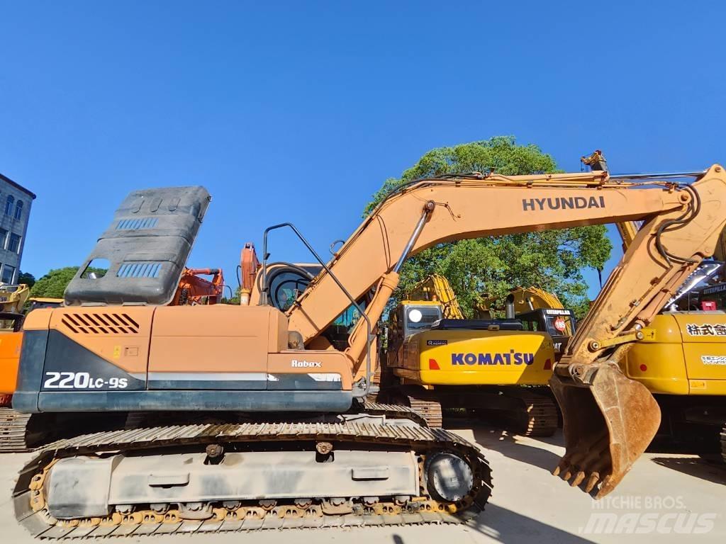 Hyundai Robex 220 LC Escavadoras de rastos