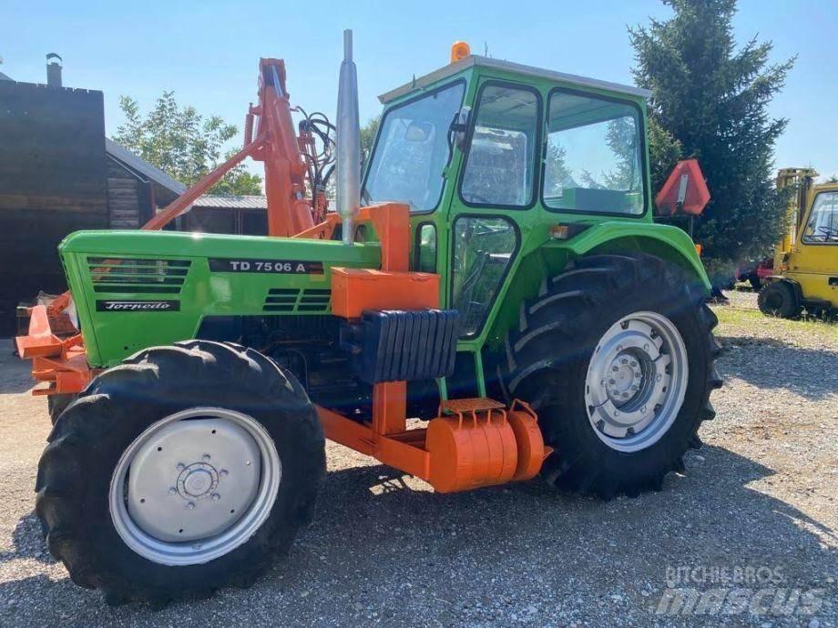 Torpedo TD 75 06 A Tratores Agrícolas usados