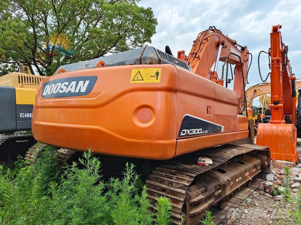 Doosan DX 300 LC Escavadoras de rastos