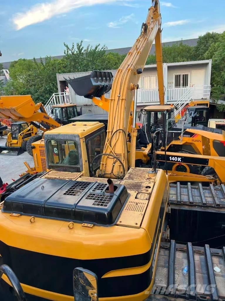 CAT 320 B L Escavadoras anfíbias