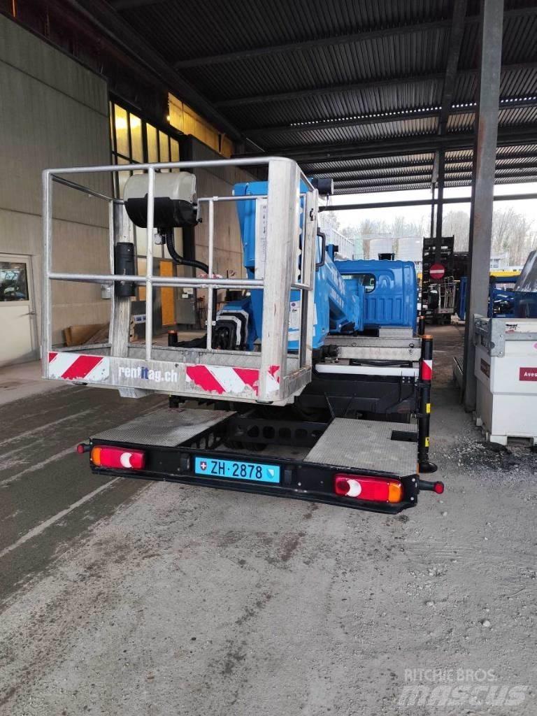VERSALIFT VTX 240 Plataformas aéreas montadas em camião