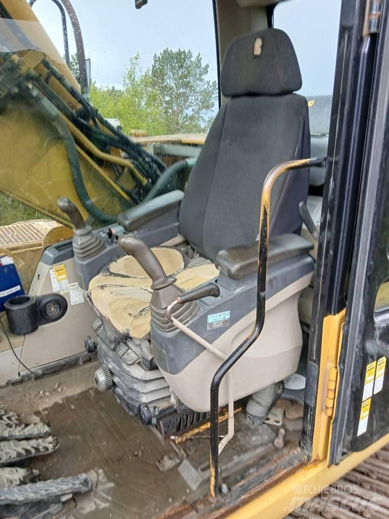 CAT 318 C L Escavadoras de rastos