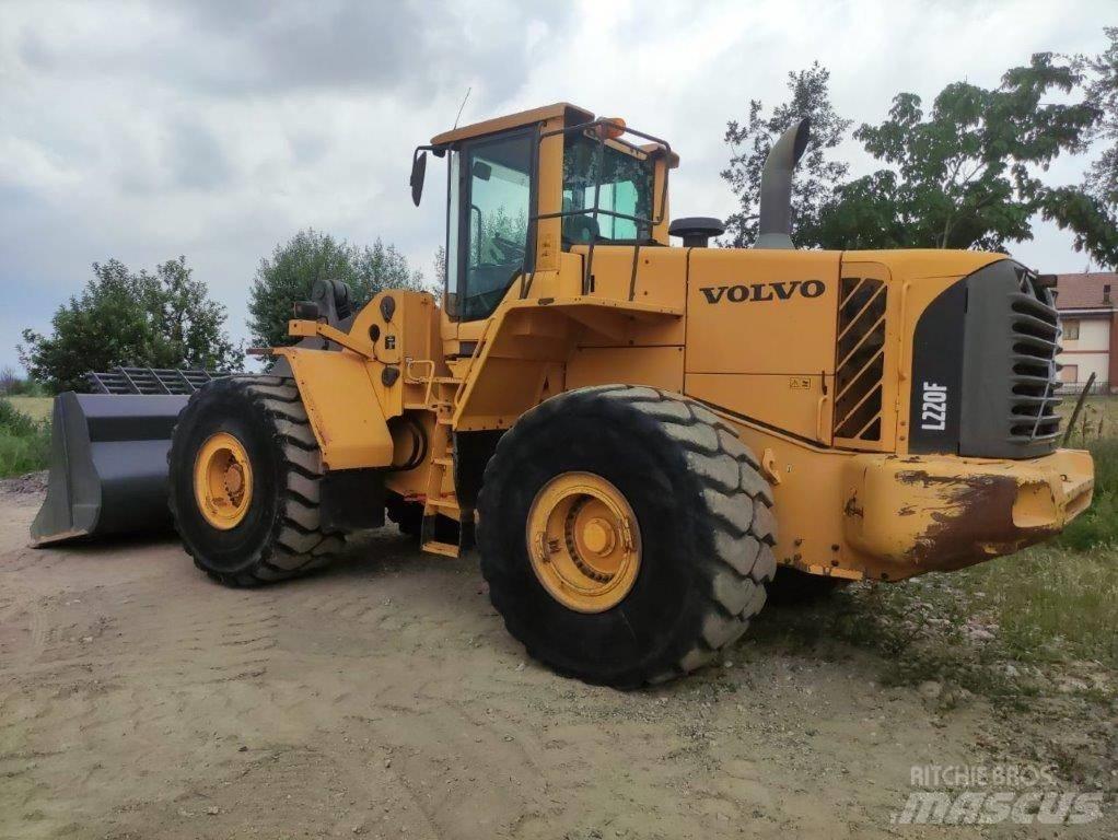 Volvo L 220 F Pás carregadoras de rodas