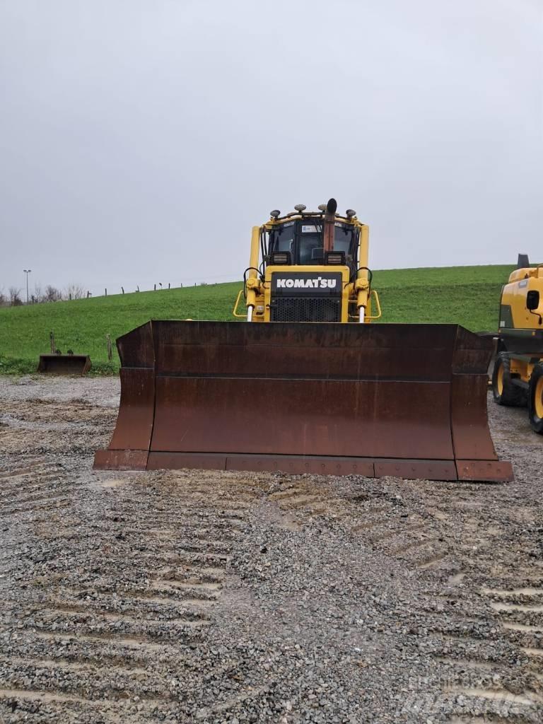 Komatsu D 65 PX-17 Dozers - Tratores rastos
