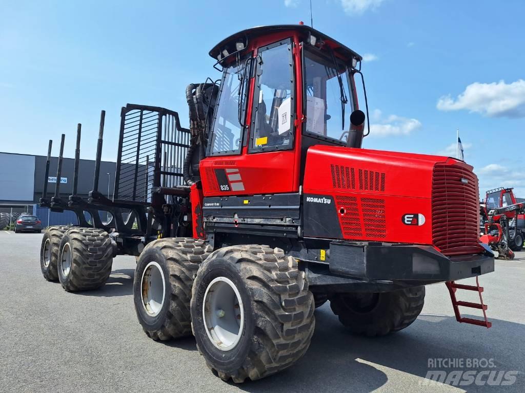 Komatsu 835 Forwarders florestais