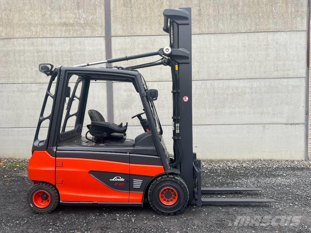 Linde E30L-01 Empilhadores eléctricos