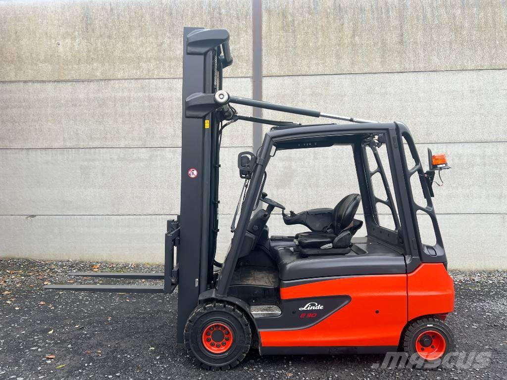 Linde E30L-01 Empilhadores eléctricos