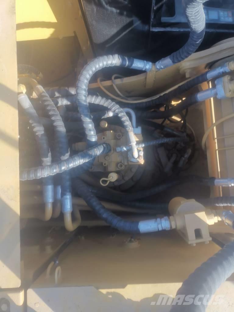 CAT 320 D Escavadoras de rastos