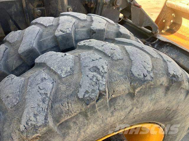 JCB JS 175 W Escavadoras de rodas