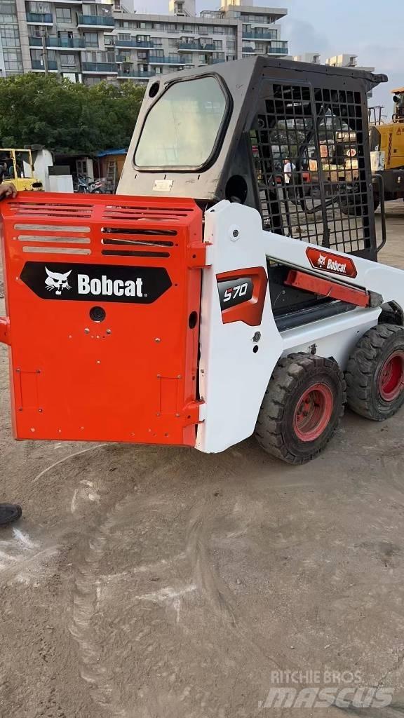 Bobcat S 70 Carregadoras de direcção deslizante
