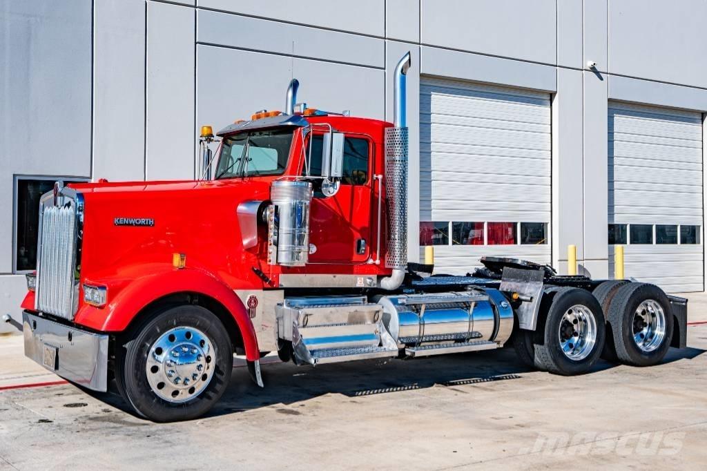 Kenworth W 900 Tractores (camiões)