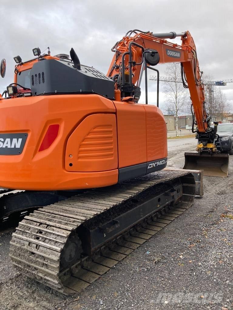 Doosan DX 140 LCR Escavadoras de rastos