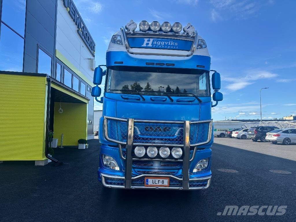 DAF XF 530 6x2*4 Camiões Ampliroll