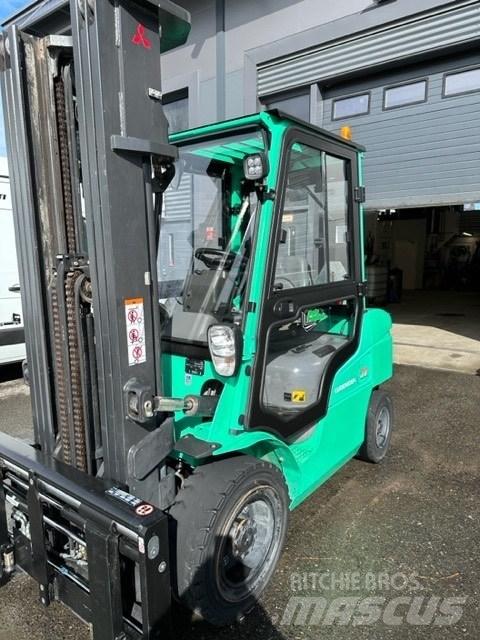 Mitsubishi FD30N Empilhadores Diesel