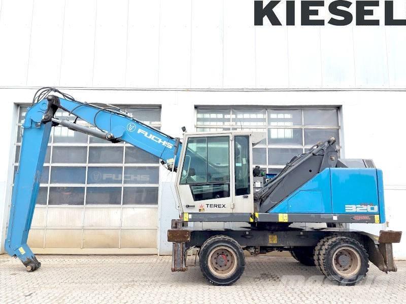 Fuchs MHL 320 F Manipuladores de resíduos / indústria