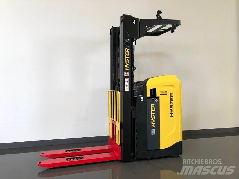 Hyster RS1.6IL Empilhador para operador externo