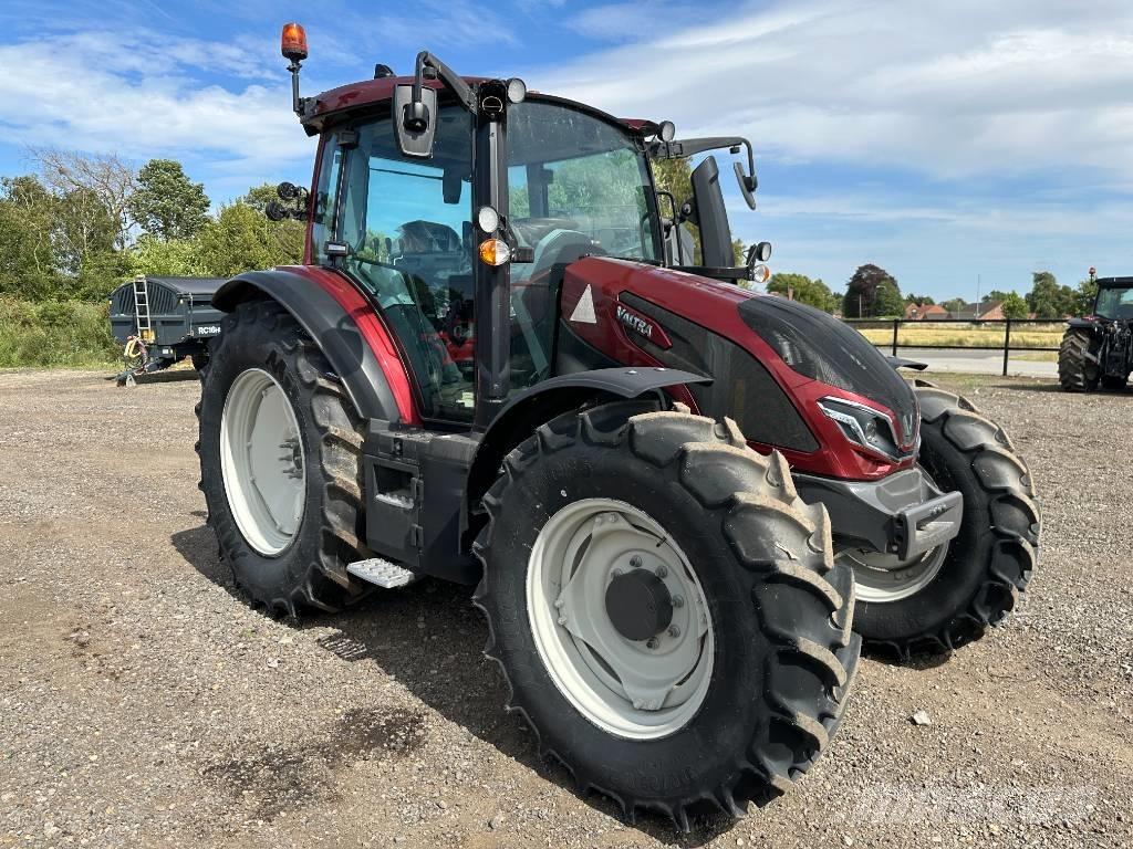 Valtra G 115 Active Tratores Agrícolas usados