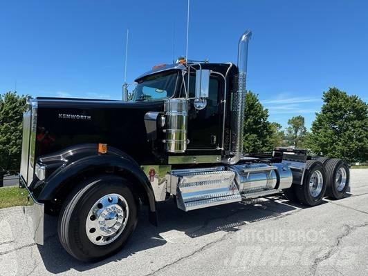 Kenworth W 900 Tractores (camiões)