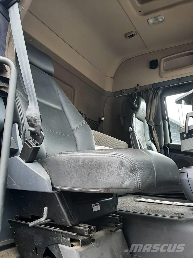 Scania R 730 Camiões de chassis e cabine