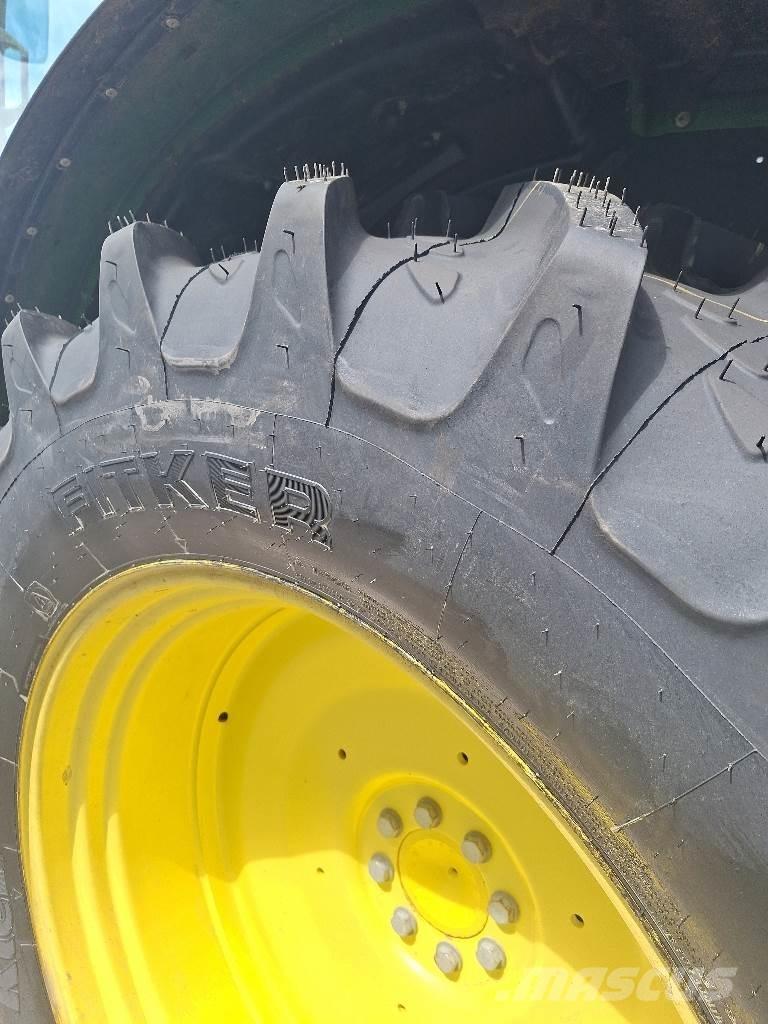 John Deere 6110R Tratores Agrícolas usados