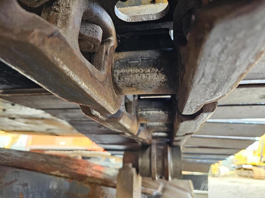 CASE CX250C Escavadoras de rastos