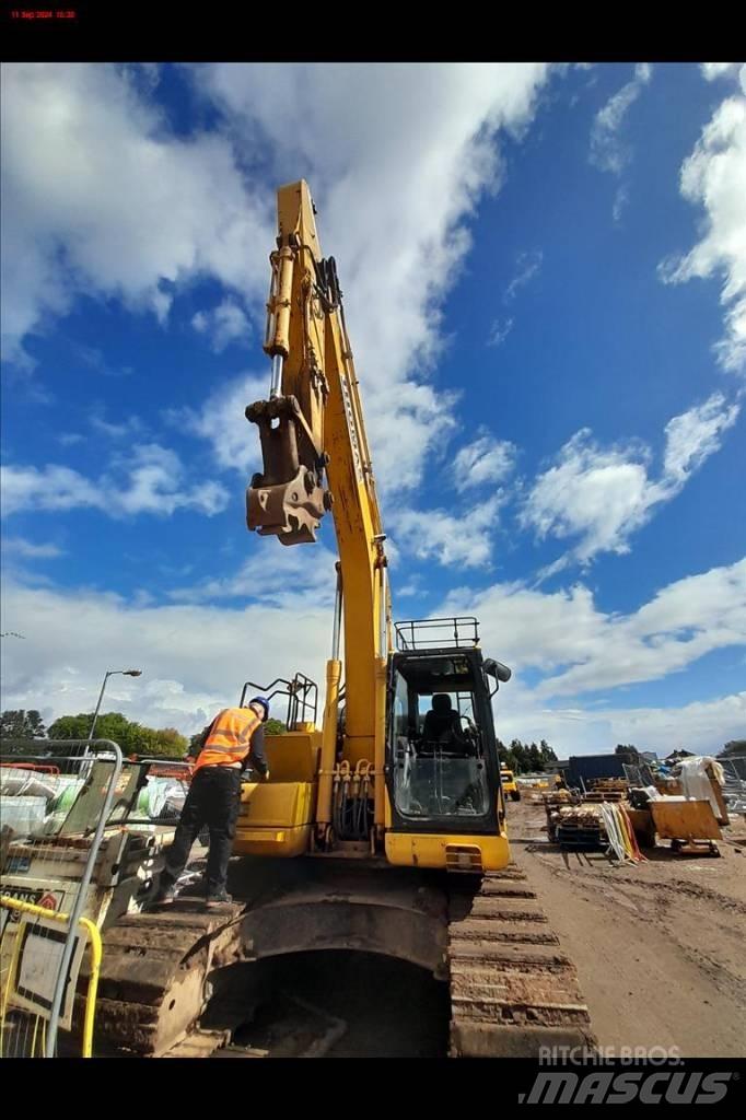 Komatsu PC 210 LC-11 Escavadoras de rastos