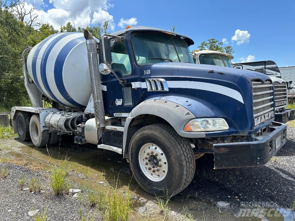 Mack GU 800 Outros Camiões