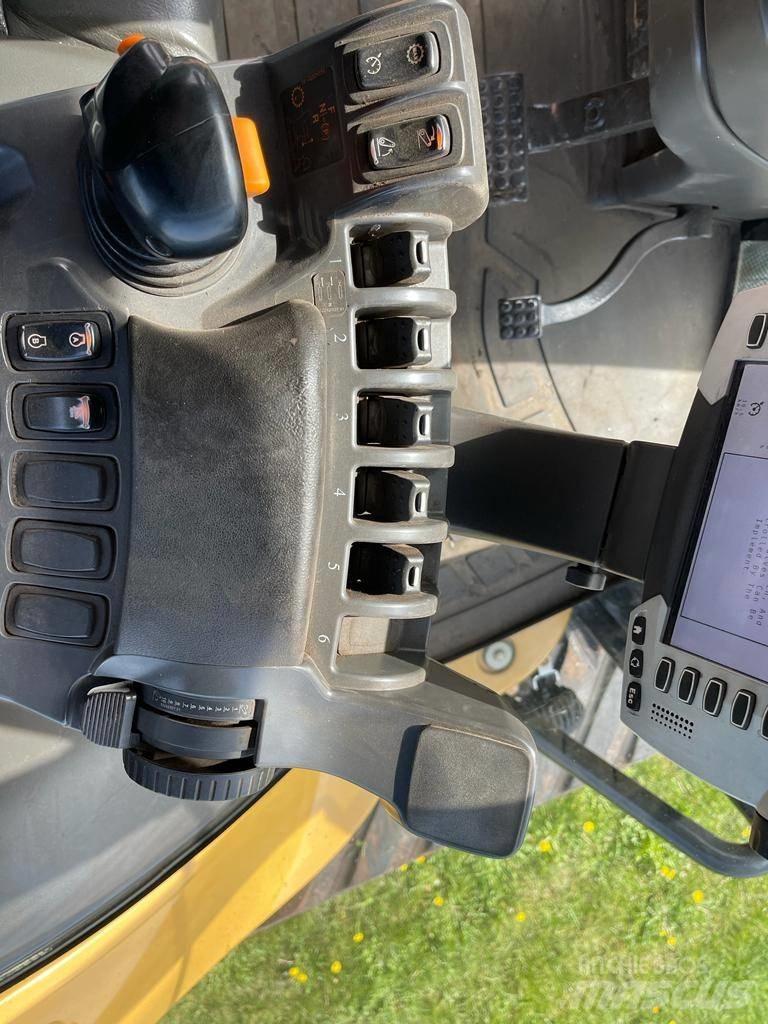 Challenger MT 775 E Tratores Agrícolas usados