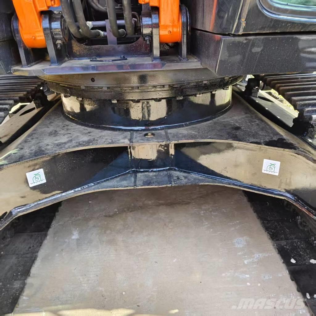 Hitachi ZX 130 LC Escavadoras de rastos